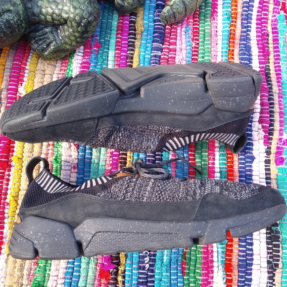 Clarks Triactive Knit Sneaker Sz 11.5 - Picture 4 of 9